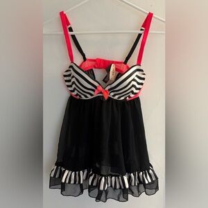 Victoria's Secret Babydoll Lingerie Top Size 34B NWT